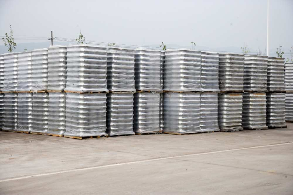 Производство алюминия в апреле