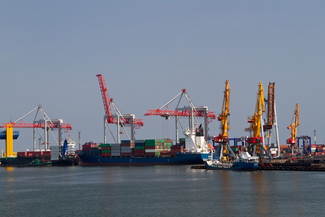 Японский экспорт увеличился на 4,3%, а экспорт цветных металлов- на 2,9%