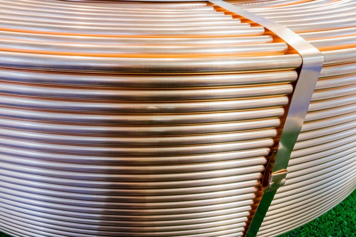 Запасы меди на лме и шанхайской бирже металлов